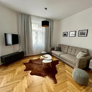 Apartment Firstclass 2r_apartment In